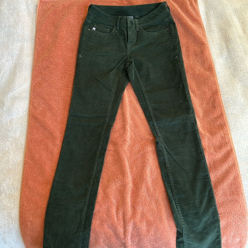 STIO Slim Green Cord Pants Sz 2